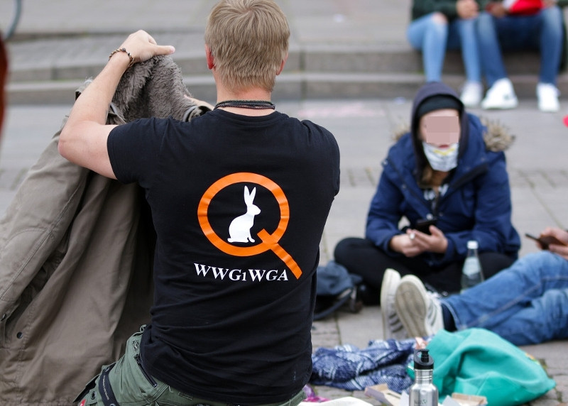 Teilnehmer einer Demonstration gegen die Maßnahmen zur Eindämmung der Corona-Pandemie im Mai 2020 in Hamburg.