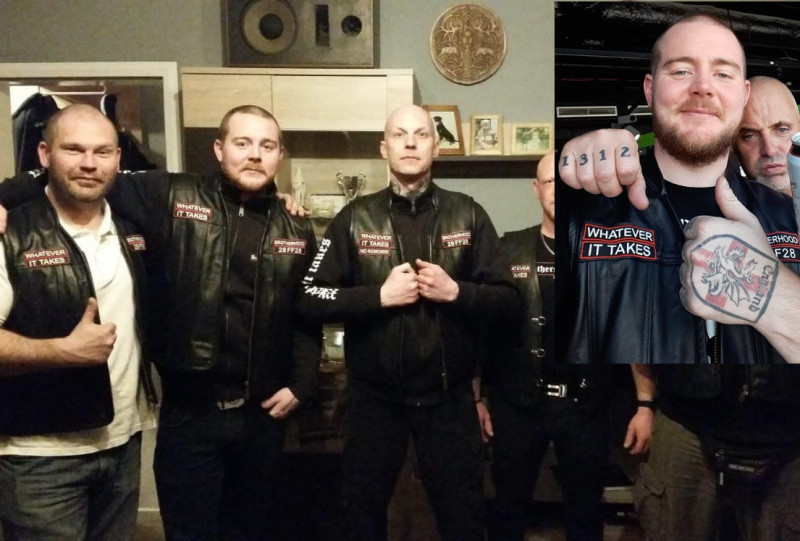 Die Brothers of Honour zeigen den Combat 18-Leitspruch »Whatever it takes«. Als Tätowierung eines englischen Mitglieds der Brothers of Honour (Bild links) ist das Organisationsabzeichen von Blood & Honour / Combat 18, der Drache, zu sehen.