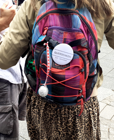 Teilnehmerin einer »Hygienedemo« im Juli 2020 in Frankfurt am Main.